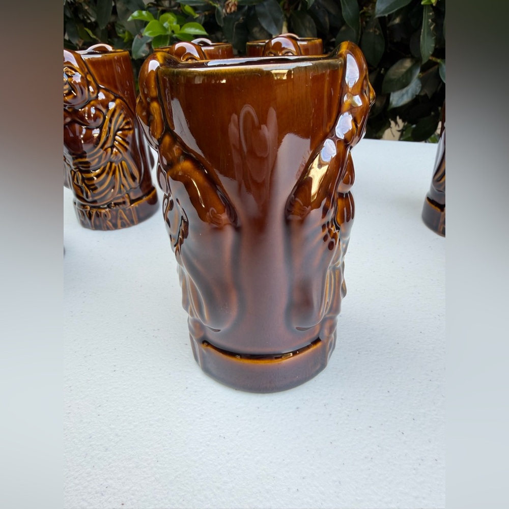 Pyrat Rum Buddha Tiki Mug Set of 8 Ceramic Tumblers 5.5” Excellent Condition - Picture 5 of 7